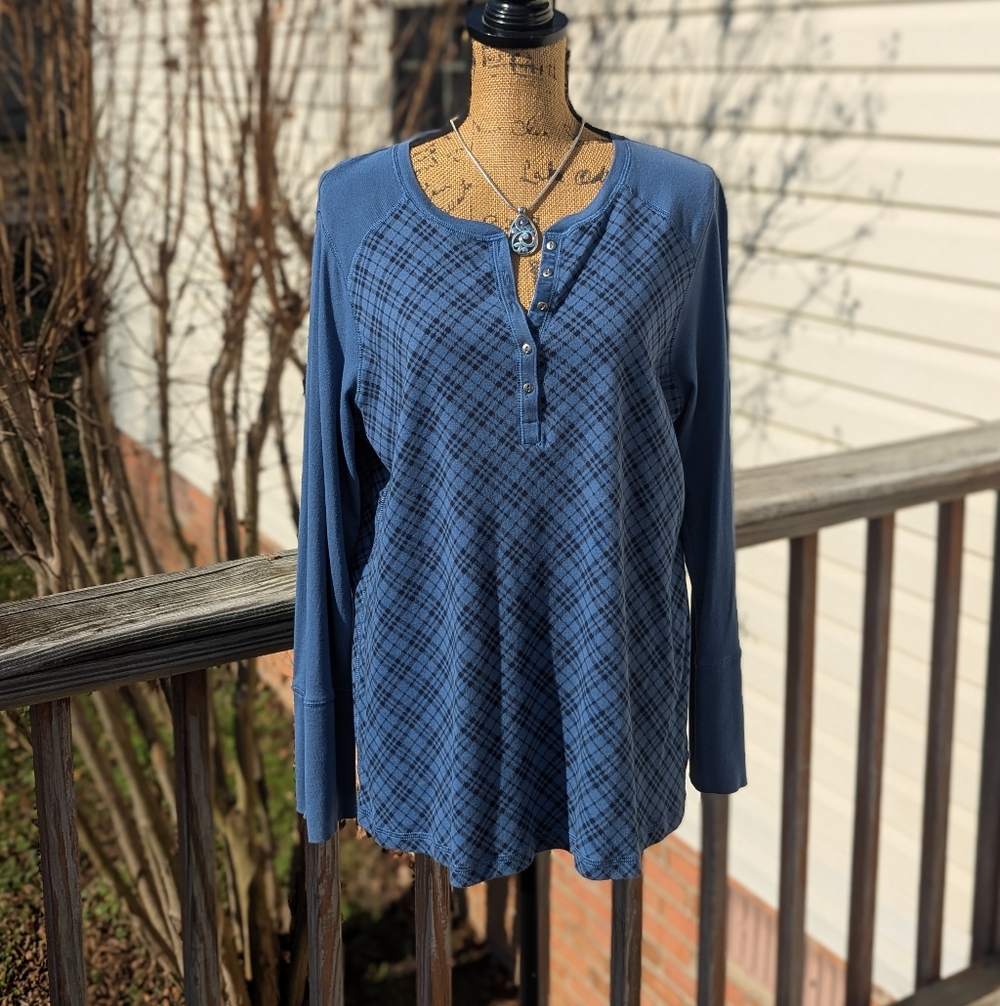 Chaps Blue Plaid Women's Top w/Button Accents